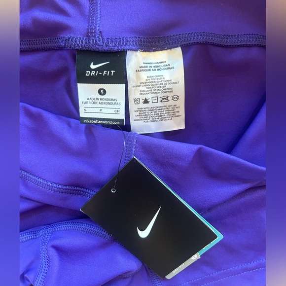 NEW WITH TAGS Women’s Nike Dri-FIT Performance/Game Shorts - Picture 4 of 4